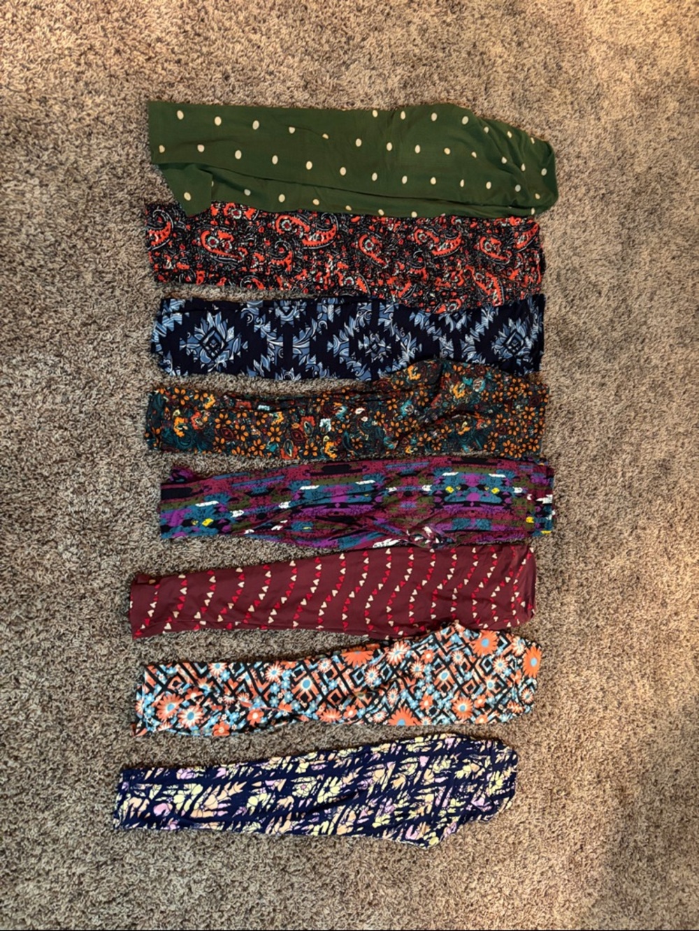 LuLaRoe Lot of (8) One-Size Leggings